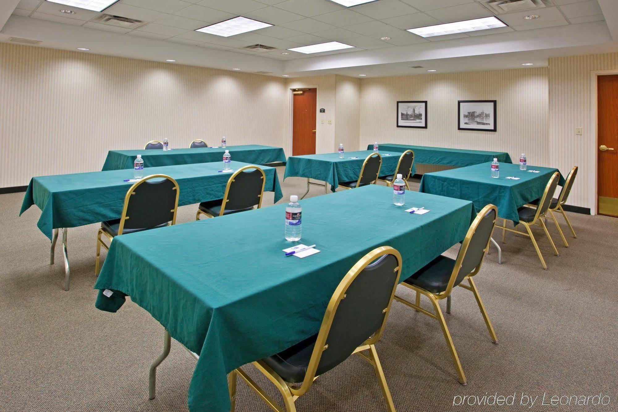 Holiday Inn Express Hotel & Suites Pittsburgh-South Side By Ihg Exterior foto